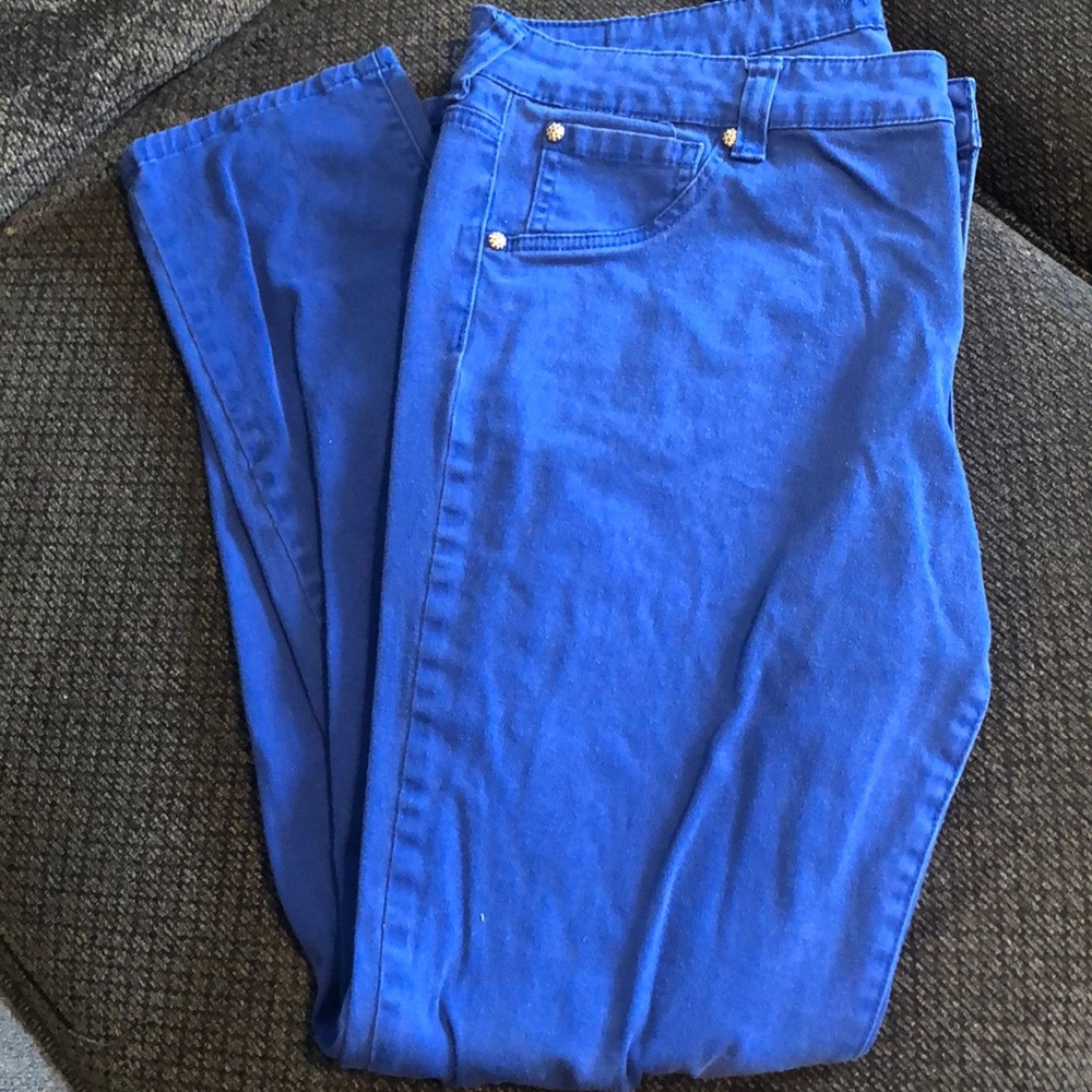 Blue skinny jeans